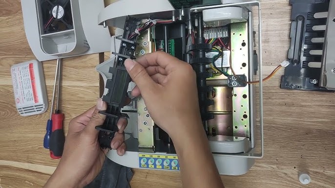Cách Vệ Sinh Máy đếm Tiền đúng Cách