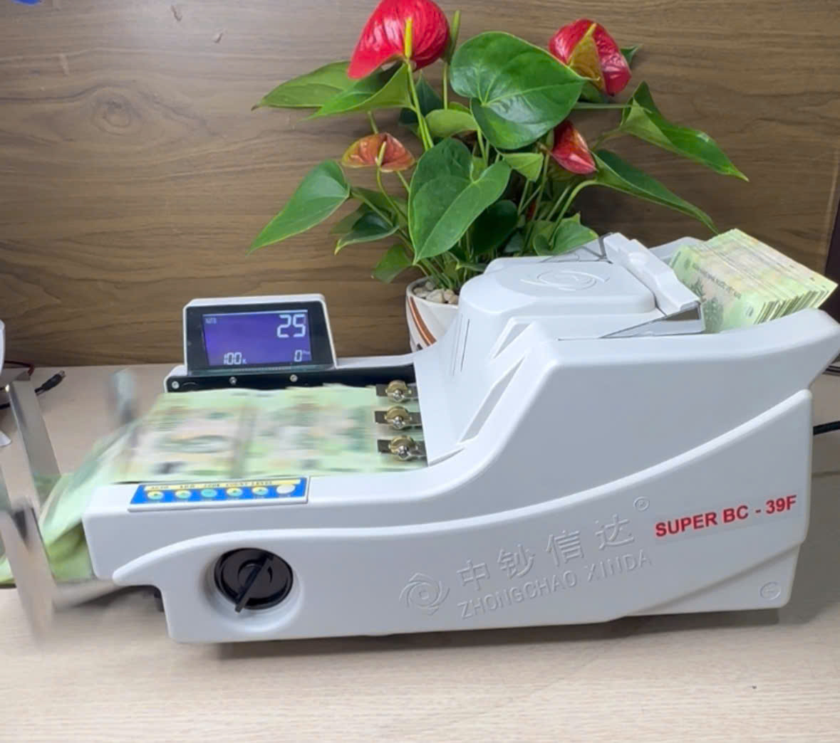 Máy Đếm Tiền Bình Dương TPHCM