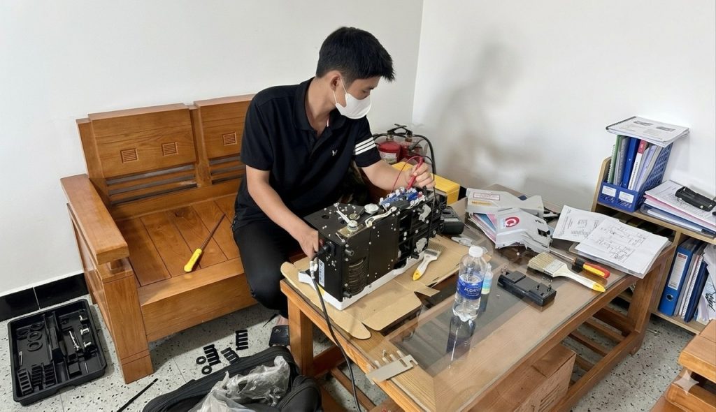 Máy đếm Tiền Không Chạy
